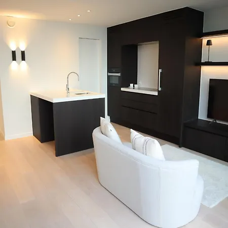 Apartament Rooftop Apartment Nieuwpoort With Sea Views, Cleaning Included *